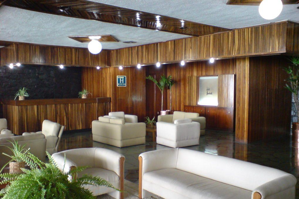 Funciones del recepcionista de hotel